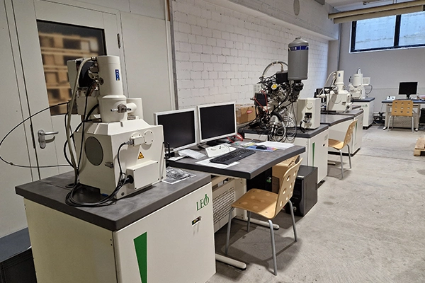 remx-gmbh-76646-bruchsal-karlsruhe-Rasterelektronenmikroskop-hardware-gebraucht-Mikroskop-service-samx-verkauf-transport-software